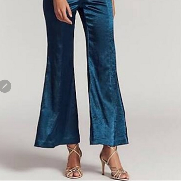 🎉HP 9/27🎊 Free People Emerald Bell Bottom Jumpsuit - 4 - Picture 4 of 16